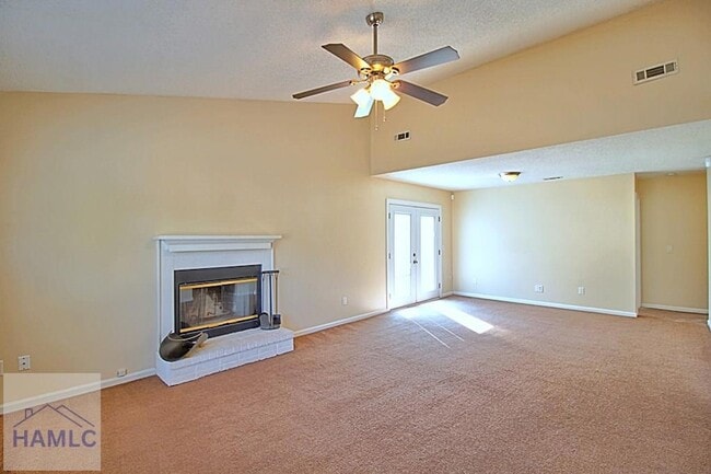 Building Photo - 664 Windward Dr