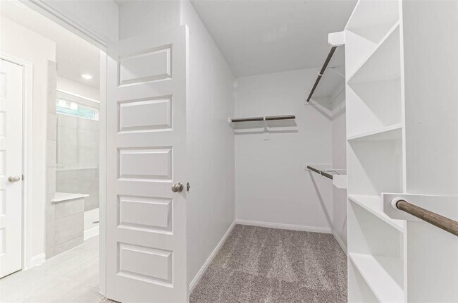 Building Photo - 17590 Rosette Grass Dr