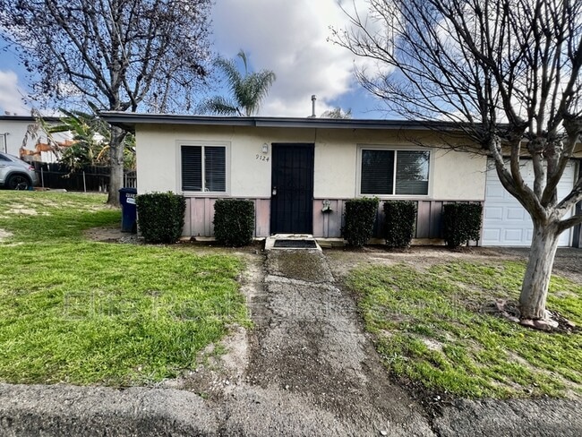 Building Photo - 9124 Rosedale Dr