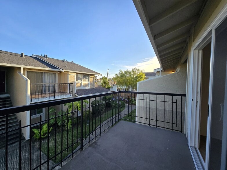 Building Photo - 14583 Doolittle Dr