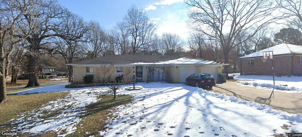 Street View - 2700 N Loxley Ave
