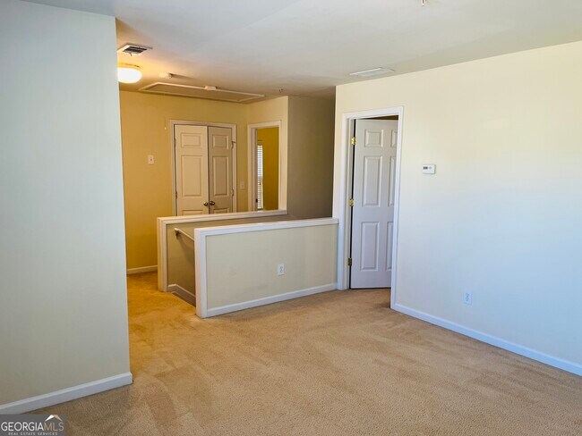 Building Photo - 2042 Appaloosa Way