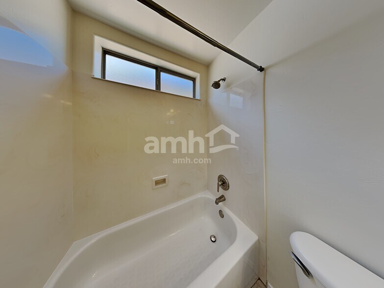 Building Photo - 10466 S Drifter Ranch Pl