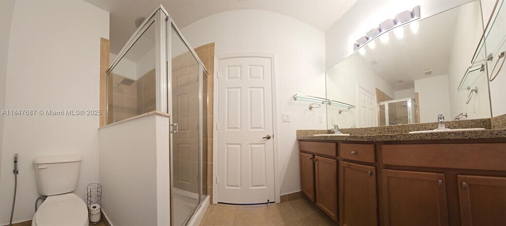 Building Photo - 929 SW 147th Ave