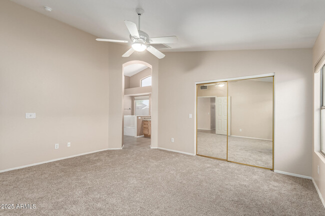 Building Photo - 4431 E Melinda Ln