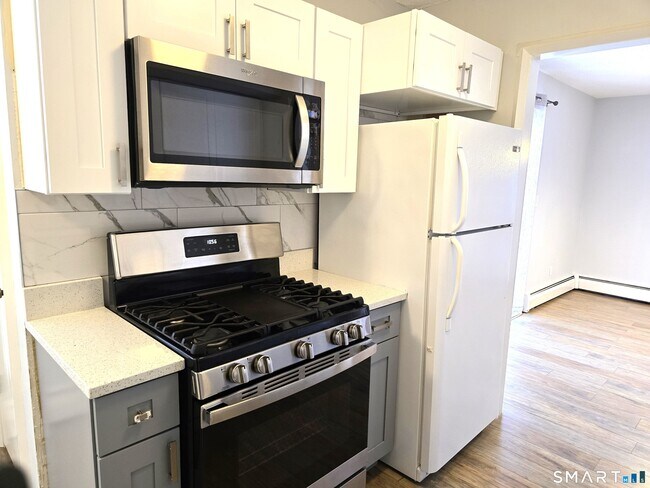 Building Photo - 7 Staunton Ct