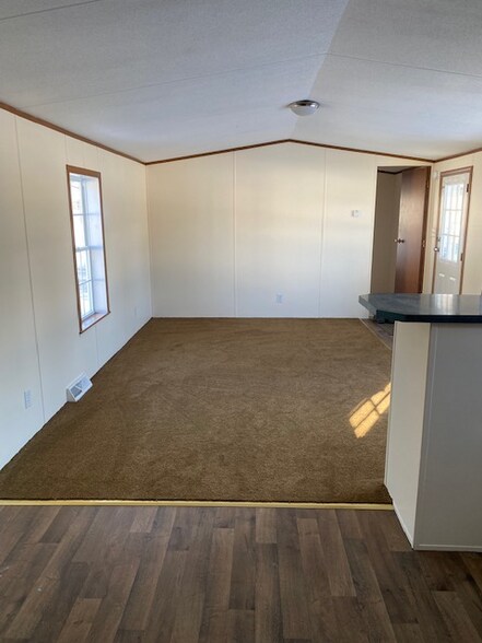 Building Photo - 5 Rocky Wy