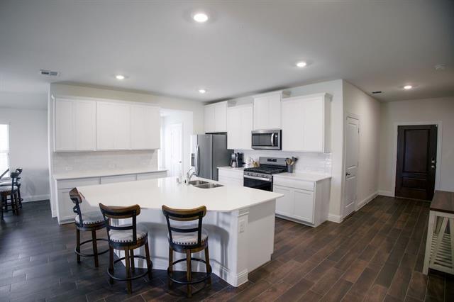 Building Photo - 4174 Beamer Dr