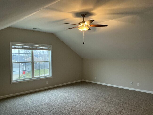 Building Photo - 804 Waldon Ct