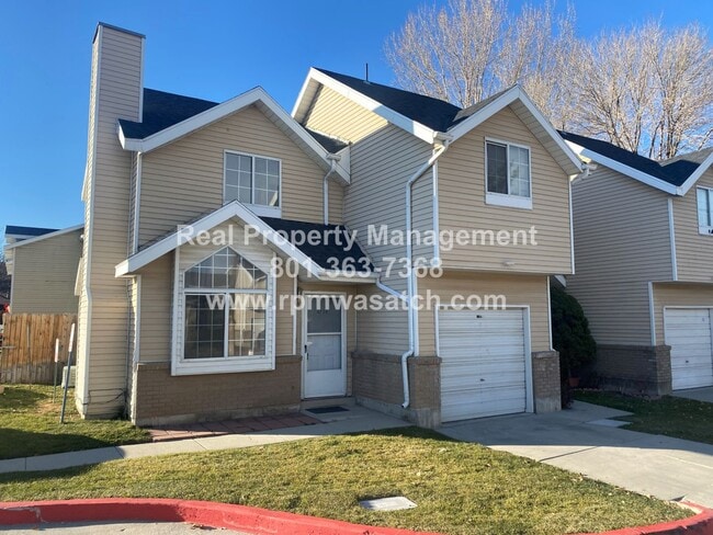Primary Photo - Cozy 1 bedroom loft townhome in Kearns
