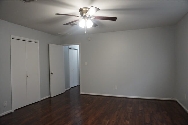 Building Photo - 10703 Wickersham Ln