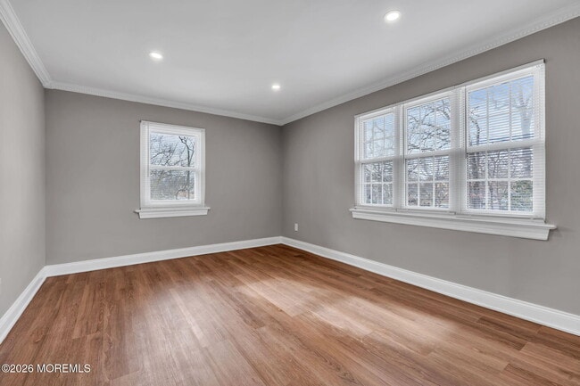 Building Photo - 1200 Bridge St