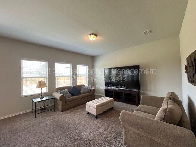 Building Photo - 225 Lemley Dr