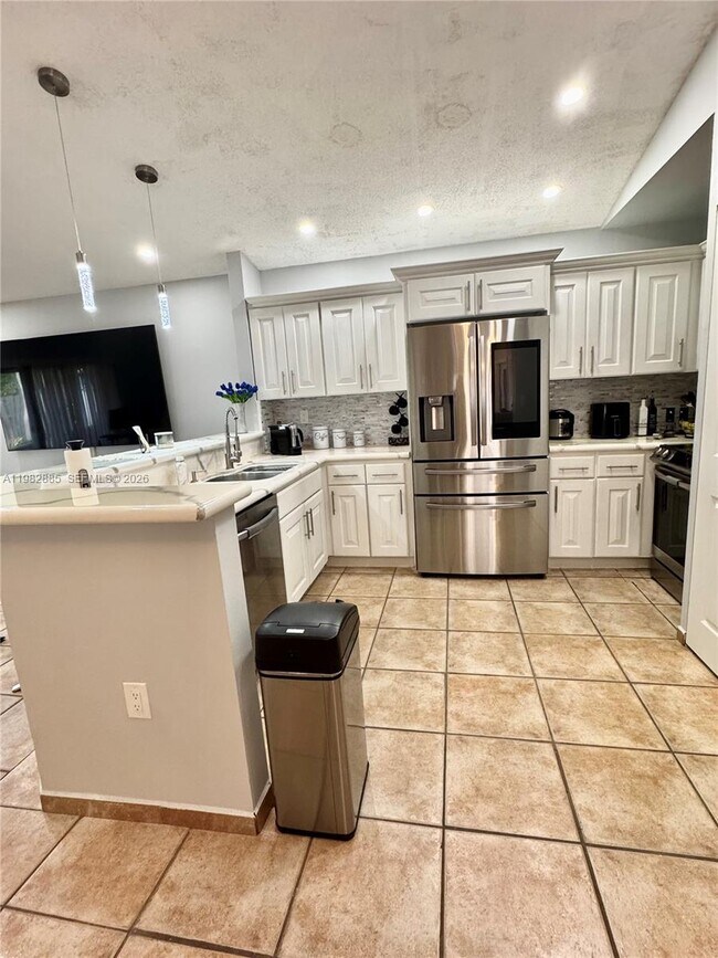 Building Photo - 17679 SW 146th Ct