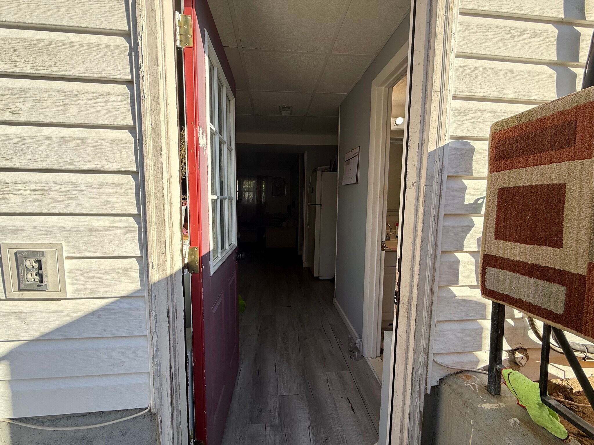 Private entrance - 7724 Acrocomia Dr