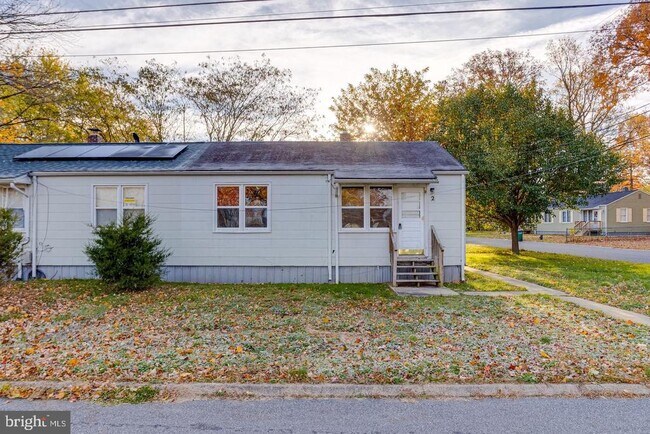 Building Photo - 2 Chesapeake Ct