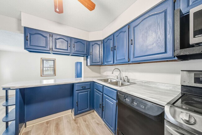 Building Photo - 3034 Forge Dr