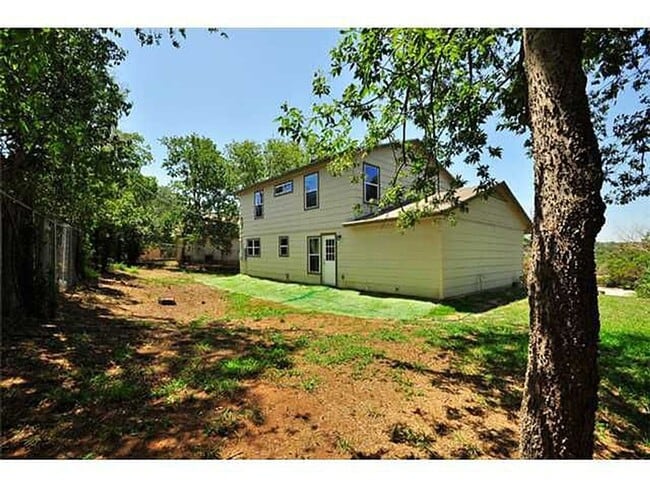 Building Photo - 6812 Syracuse Cove