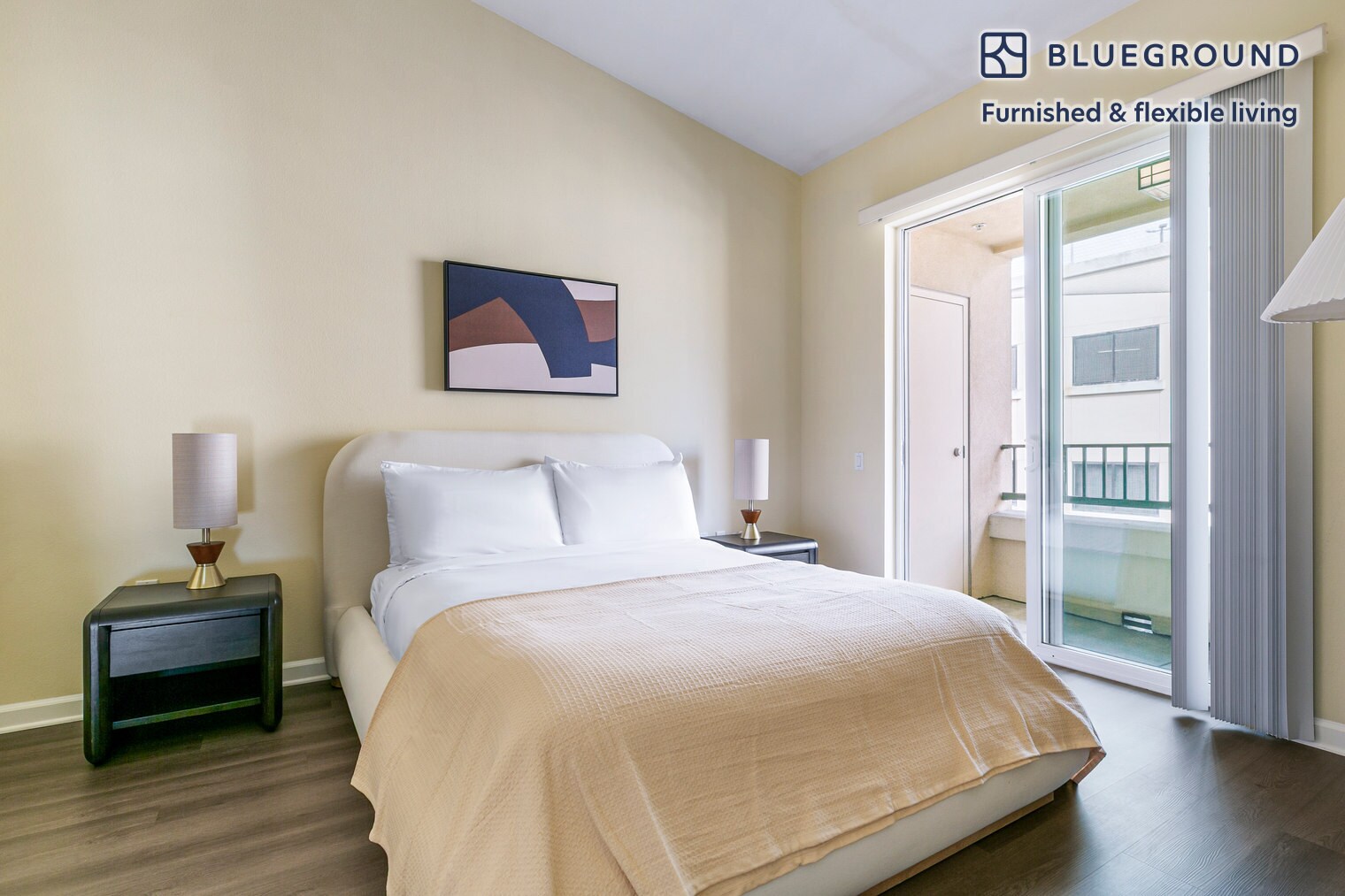 Building Photo - 853 Commodore Dr