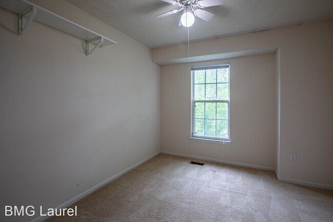 Building Photo - 3 br, 3 bath House - 9321 Kings Grant Rd