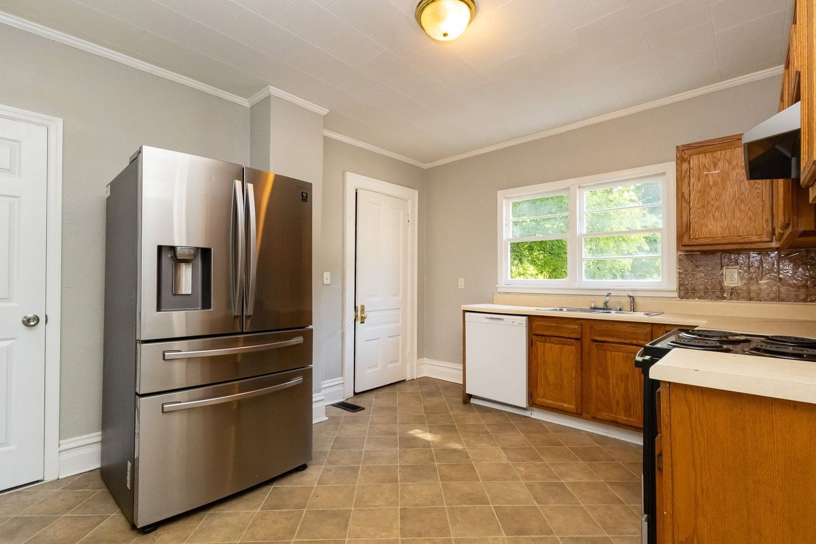 Building Photo - 4028 Highland Ave