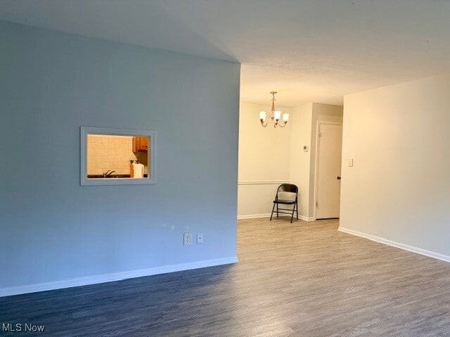 Building Photo - 6930 Carriage Hill Dr