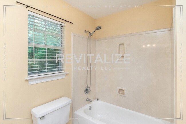 Building Photo - 2949 Cloverland Ct