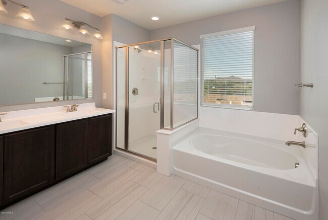 Building Photo - 25429 N 19th Ln