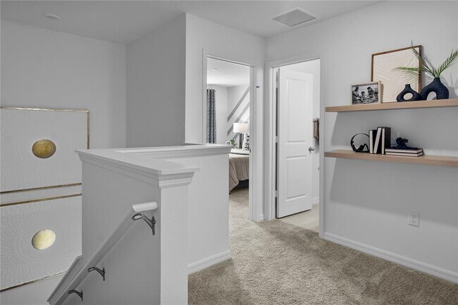 Building Photo - 16639 Luminary Lp