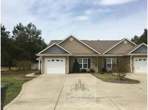 Building Photo - 805 St Matthews Rd