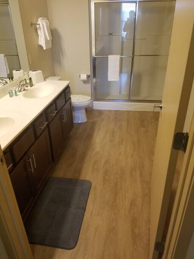 Building Photo - N72W13536 Lund Ln