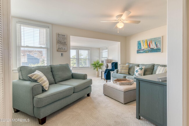 Building Photo - 2 Via Ripa Wy