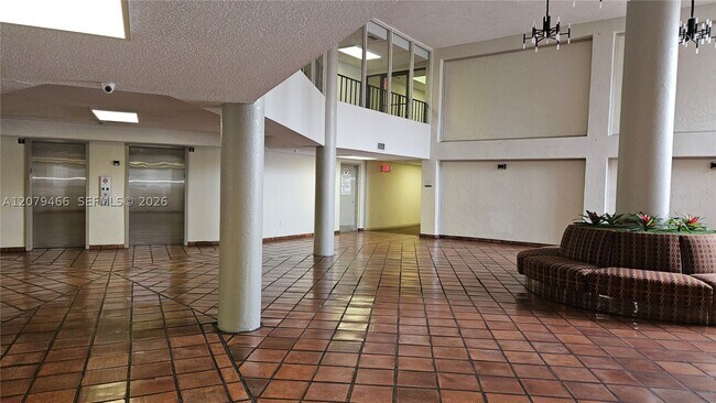 Building Photo - 5800 SW 127th Ave