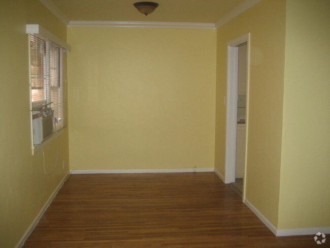 Building Photo - 4275 Tujunga Ave