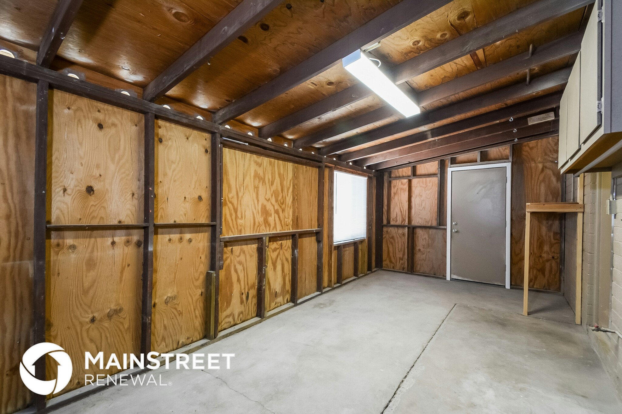 Building Photo - 4501 E 24th St