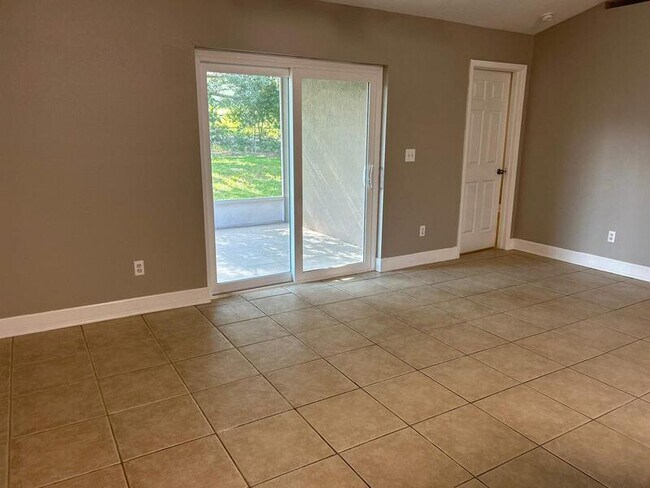 Building Photo - 912 Park Valley Cir