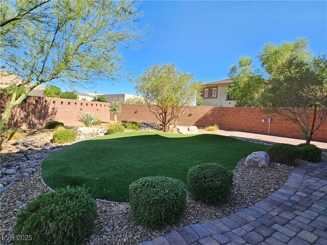 Building Photo - 7017 Pearl Hilltop Ct
