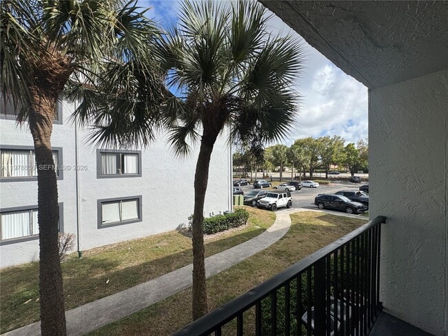 Building Photo - 9122 W Atlantic Blvd