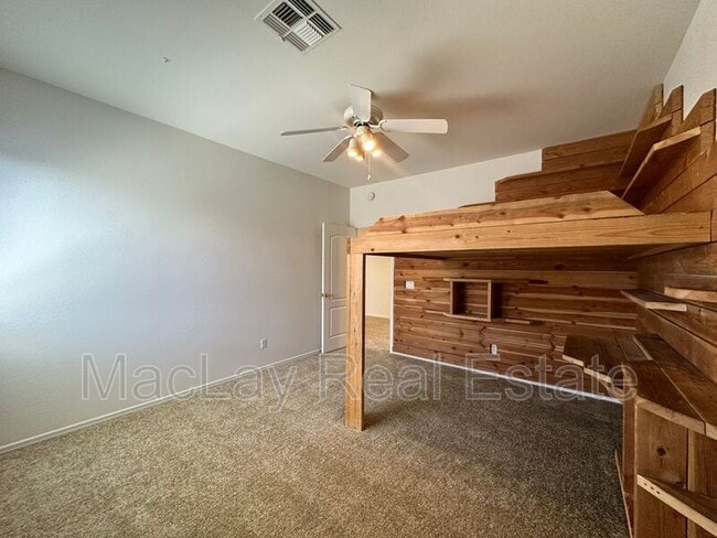 Building Photo - 7847 E Portobello Ave