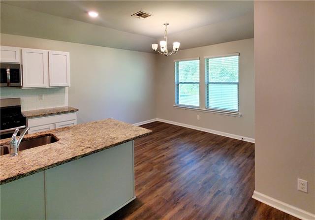 Building Photo - 42439 Evangeline Dr