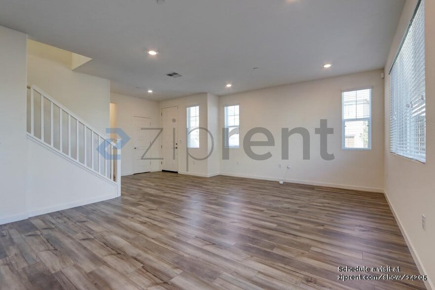 Building Photo - 1300 Renewal Ln