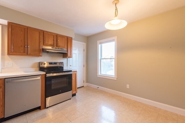 Building Photo - 19 E Hoyle St