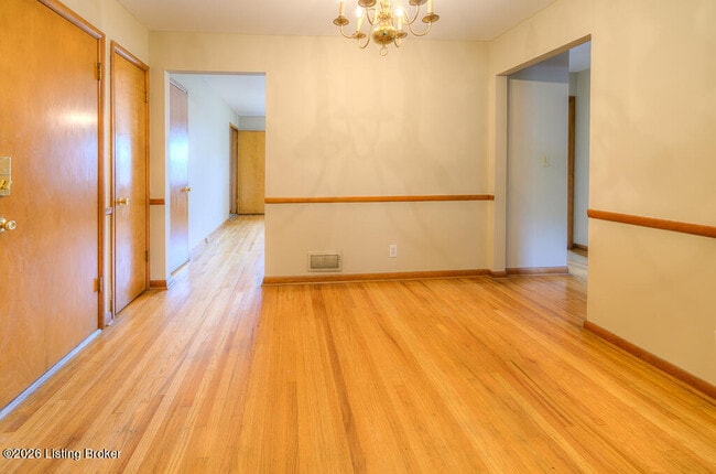 Building Photo - 2713 Riedling Dr