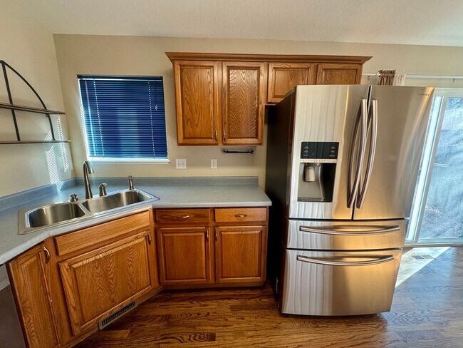 Building Photo - Beautiful home in Pulpit Rock with Stunning Mountain Views