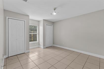 Building Photo - 3718 SW Masilunas St