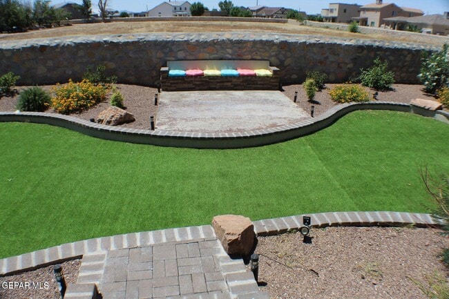 Building Photo - 940 Abe Goldberg Dr