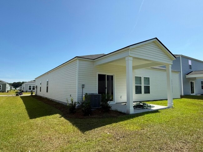 Building Photo - 1162 State Rd 1162