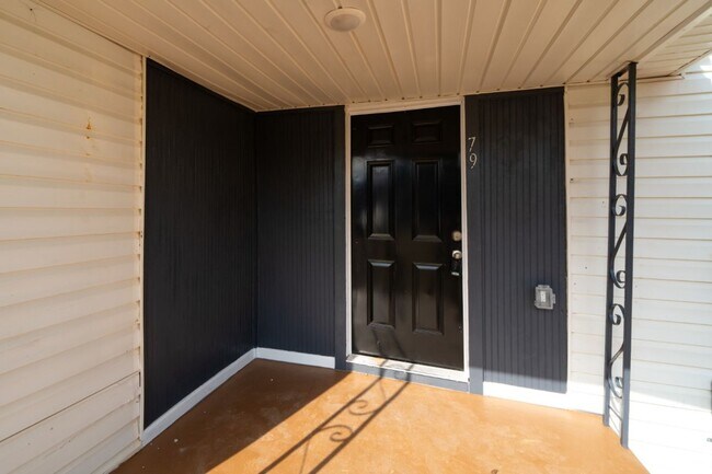 Building Photo - 4/2 House For Rent in Montevallo!