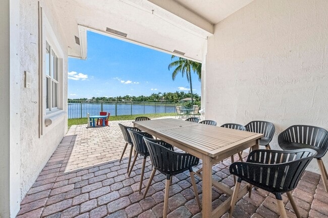 Building Photo - 1250 Placid Ct