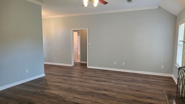 Building Photo - 173 Walnut Trace Dr